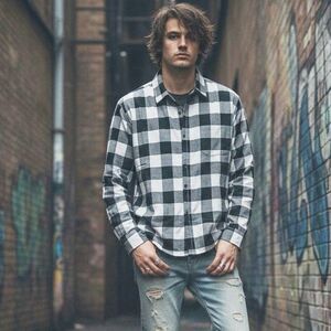 Shenglongma Mens Button down Shirt Sz Large Long Sleeve Plaid Preppy Grunge